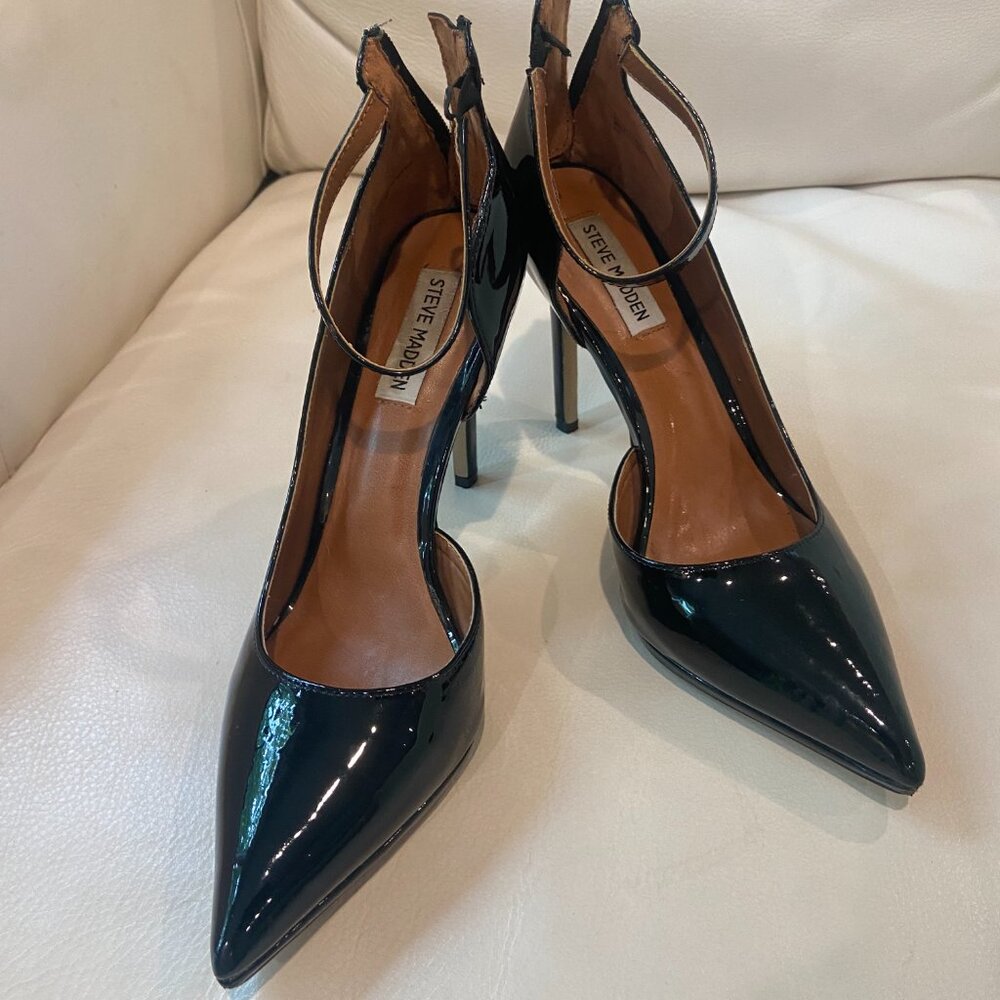 Steven Madden Black Patent Leather Stilettos - Gently Worn - 4-1/2" Heel